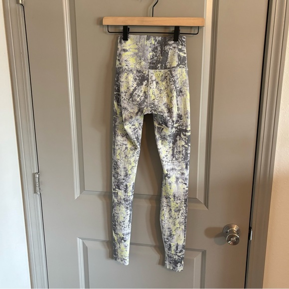 Lululemon Wunder Train High-Rise Tight Leggings 28" Cinder Grain Smoked Spruce - Picture 3 of 6